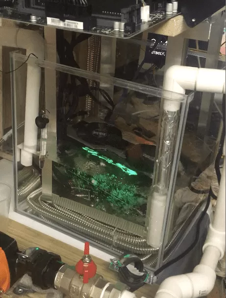 Погружное охлаждение фермы