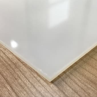 Экструзионное оргстекло (акрил) Plexiglas 4х2050х3050мм 47% (29,76 кг) Белое